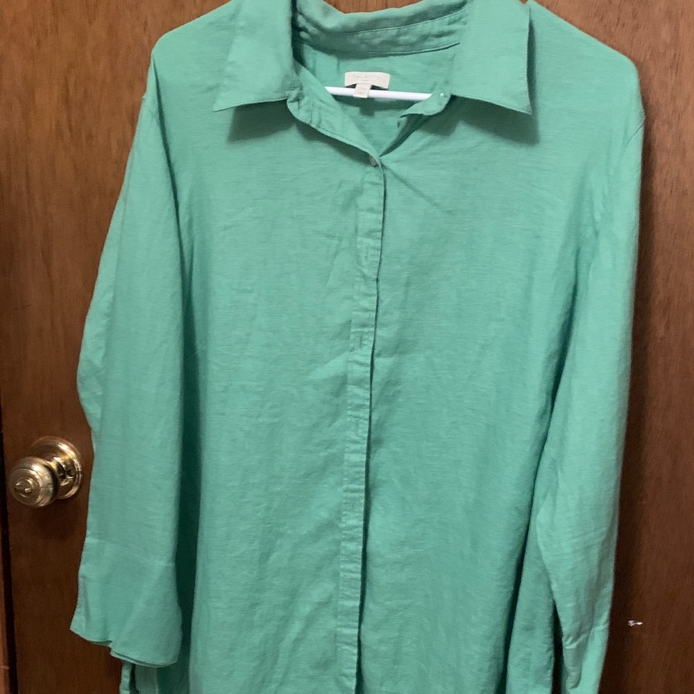 Talbots Plus size  Green Button-Down Shirt for Women Size 22
